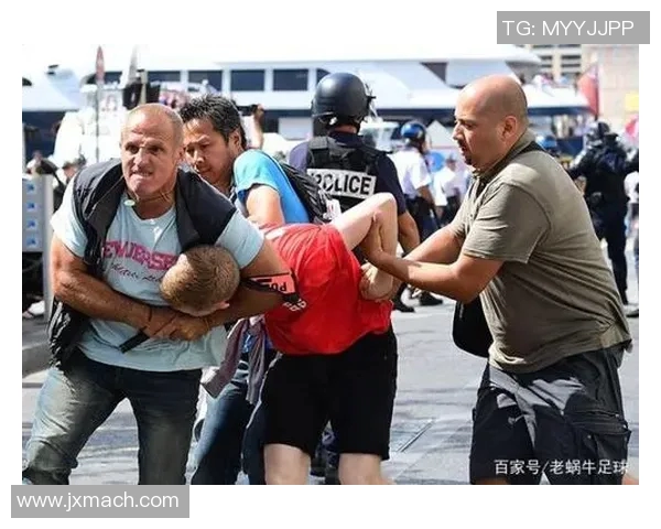 足球流氓的狂热与暴力背后：探寻球迷文化的阴暗面与社会影响